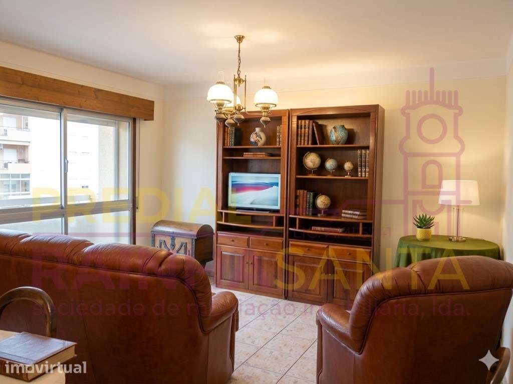 Apartamento T3 Espaçoso com Garagem em São Martinho do Bispo - Coimbra - Grande imagem: 2/16