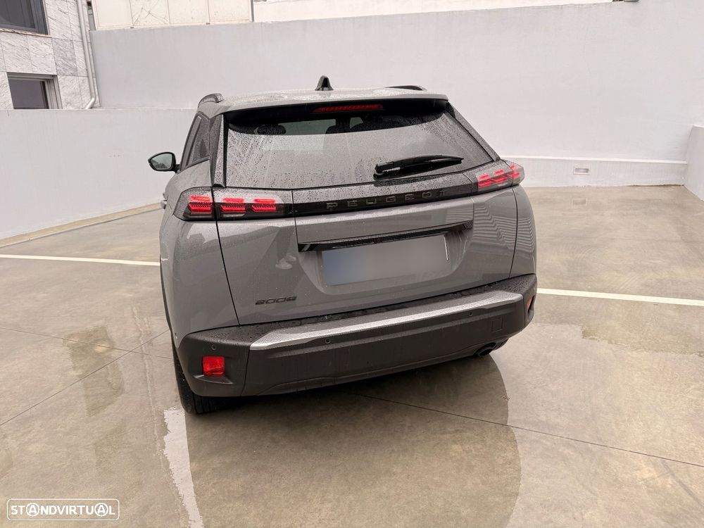 Peugeot 2008 1.2 PureTech Allure - 6