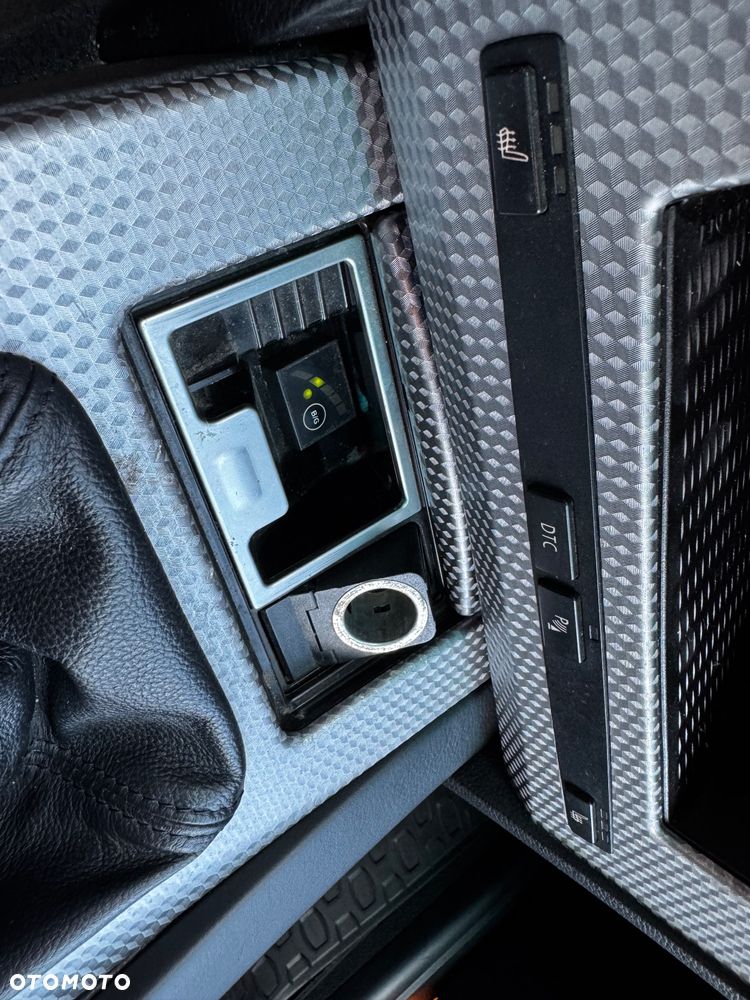 BMW Seria 5 523i Touring - 35