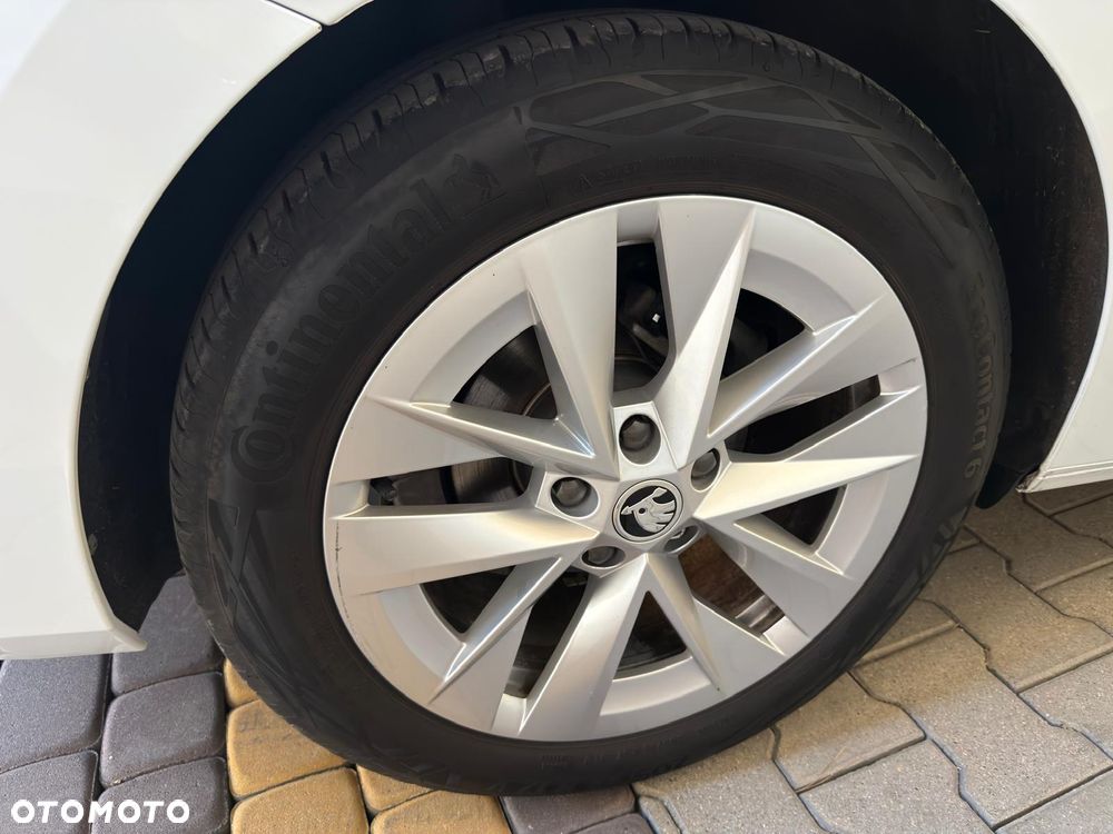 Skoda Octavia 1.5 TSI e-Tec Ambition DSG - 10