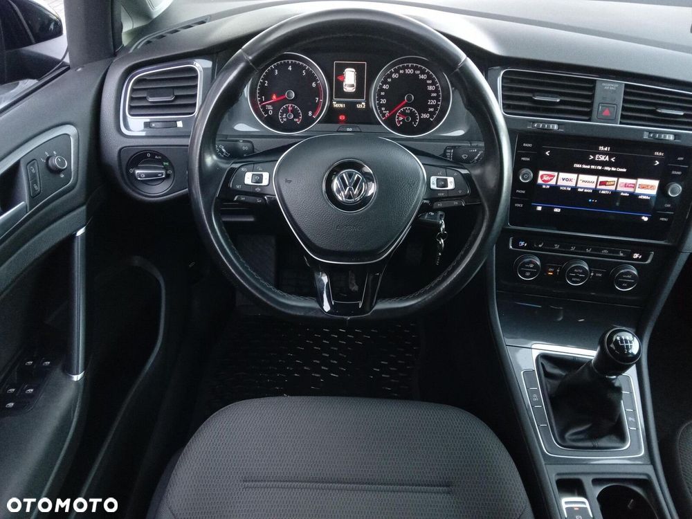 Volkswagen Golf - 12