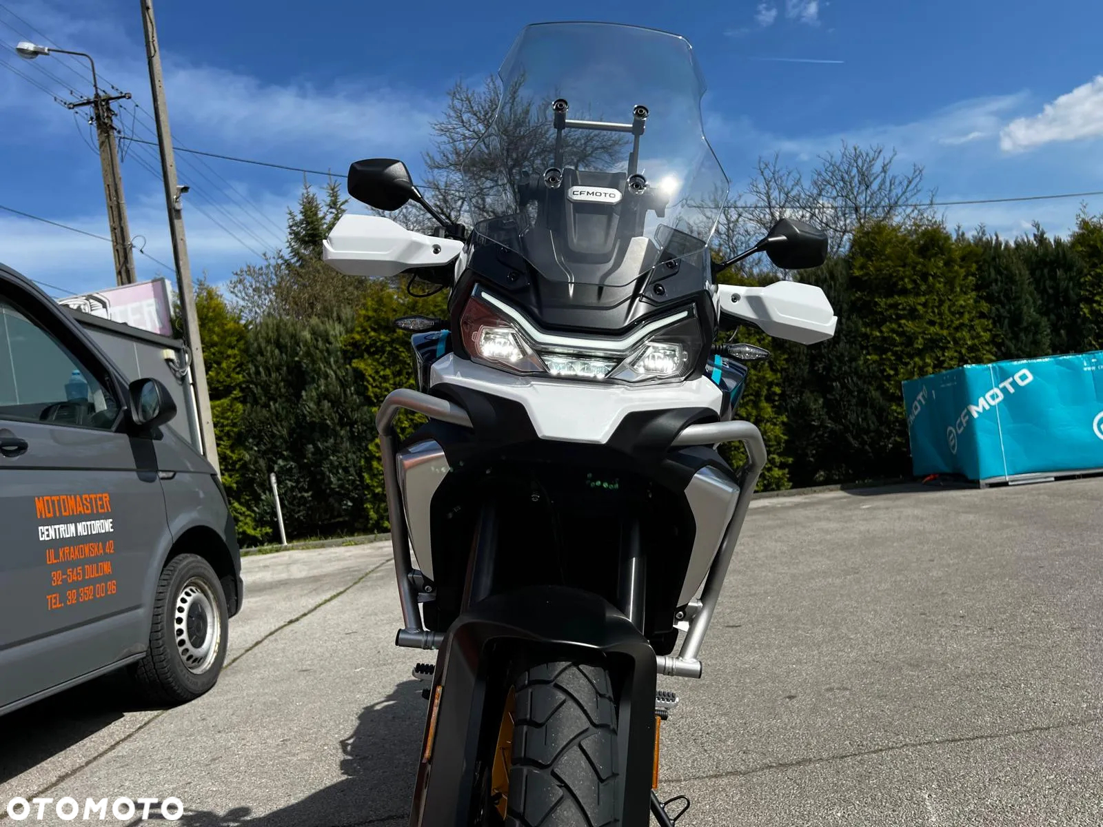 CFMoto MT - 15