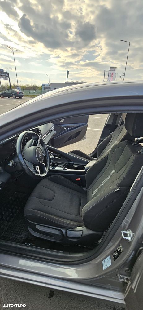 Hyundai Elantra 1.6 l 123 CP CVT Highway - 8