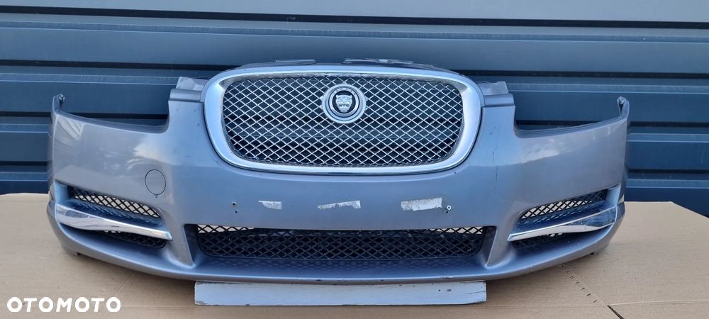 JAGUAR XF X250 2007- Zderzak przód oryginał MH056 - 2