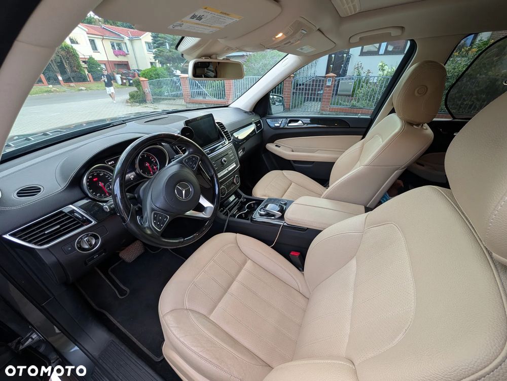 Mercedes-Benz GLS 400 4Matic 9G-TRONIC - 9
