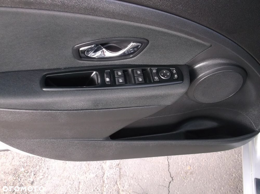 Renault Megane ENERGY dCi 110 EDC LIMITED - 18