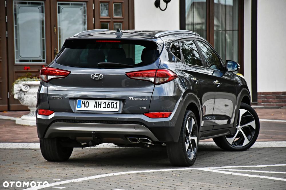 Hyundai Tucson 2.0 CRDI 4WD Automatik Premium - 20