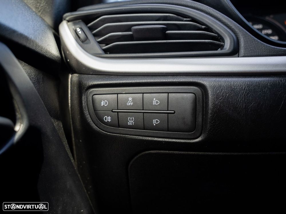 Fiat Tipo 1.3 MultiJet Life - 38
