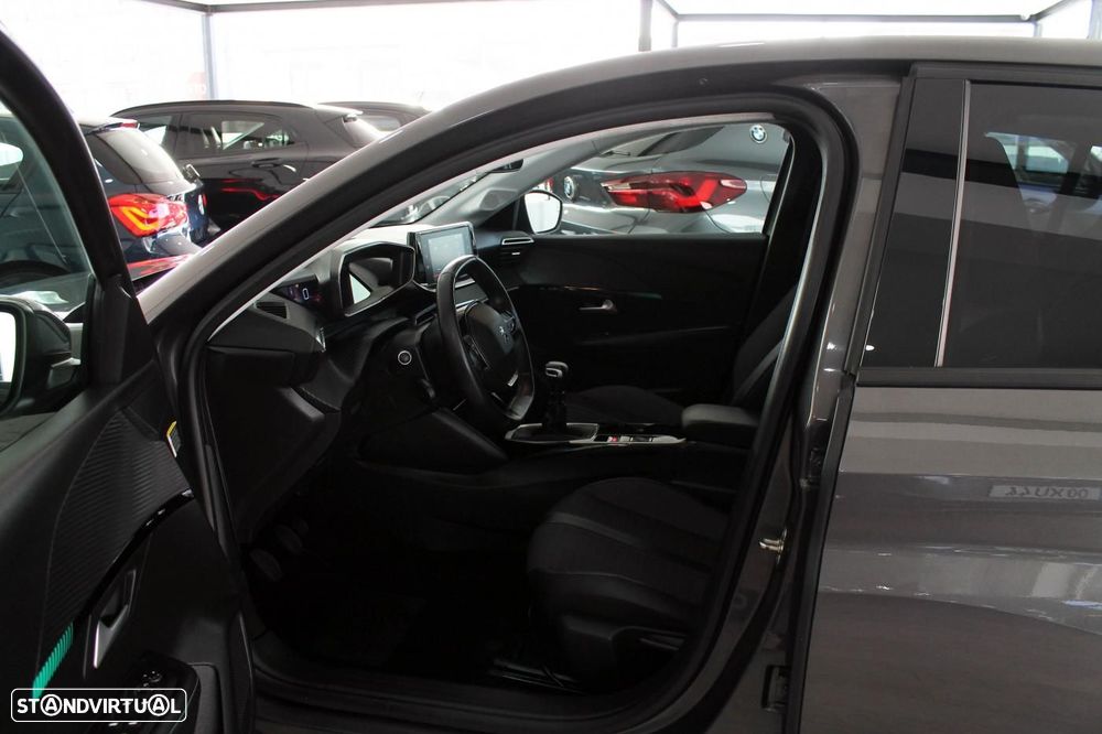 Peugeot 208 1.2 PureTech Allure - 11