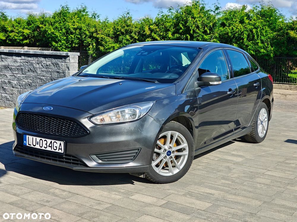 Ford Focus 1.6 Ambiente - 1