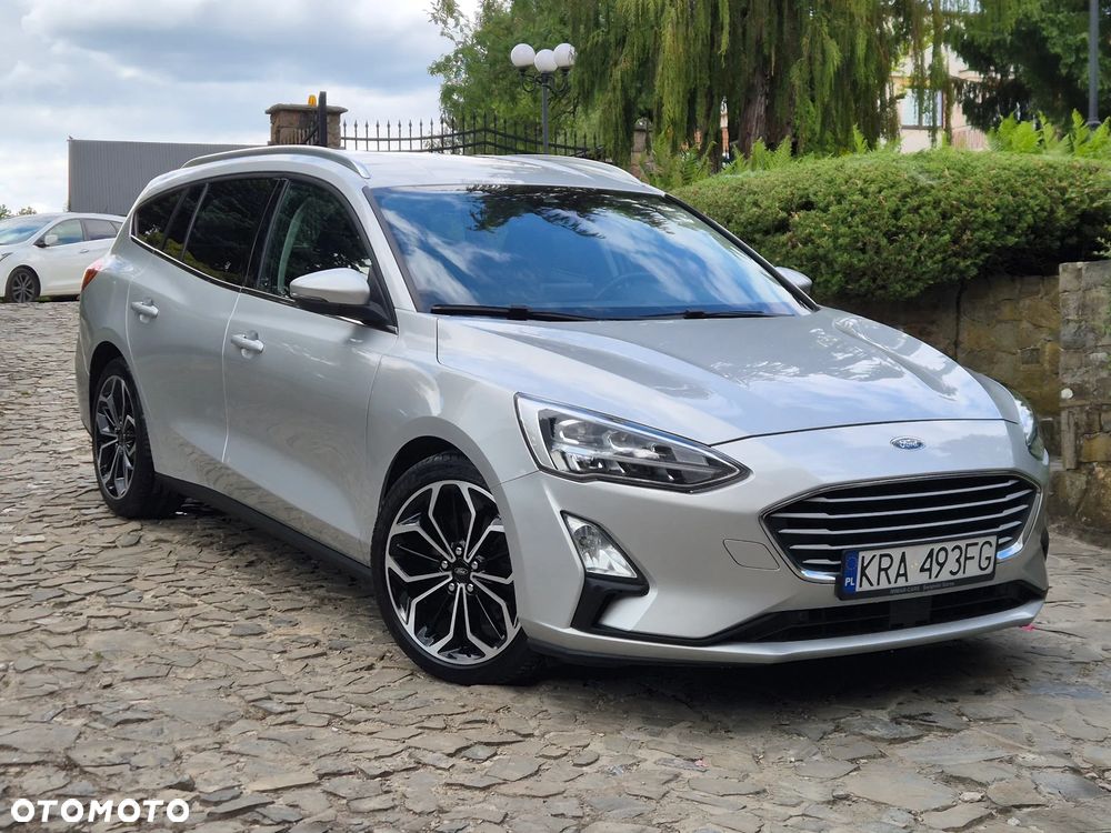 Ford Focus 1.5 EcoBlue Start-Stopp-System TITANIUM DESIGN - 17
