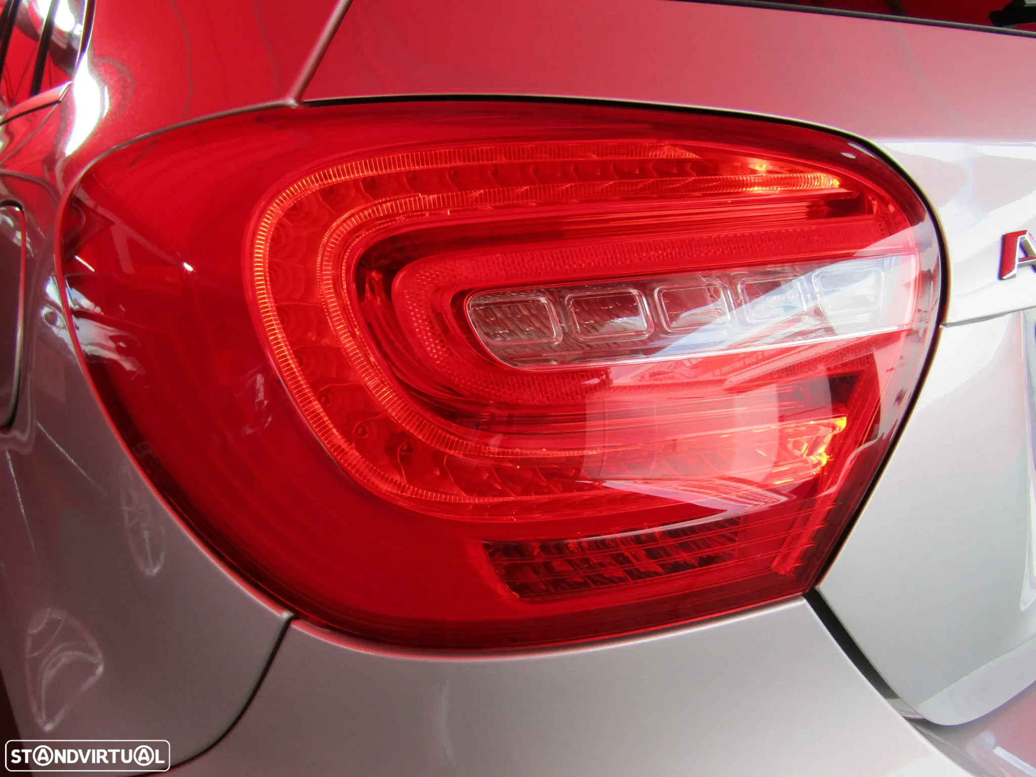 Mercedes-Benz A 180 CDI (BlueEFFICIENCY) Urban - 21