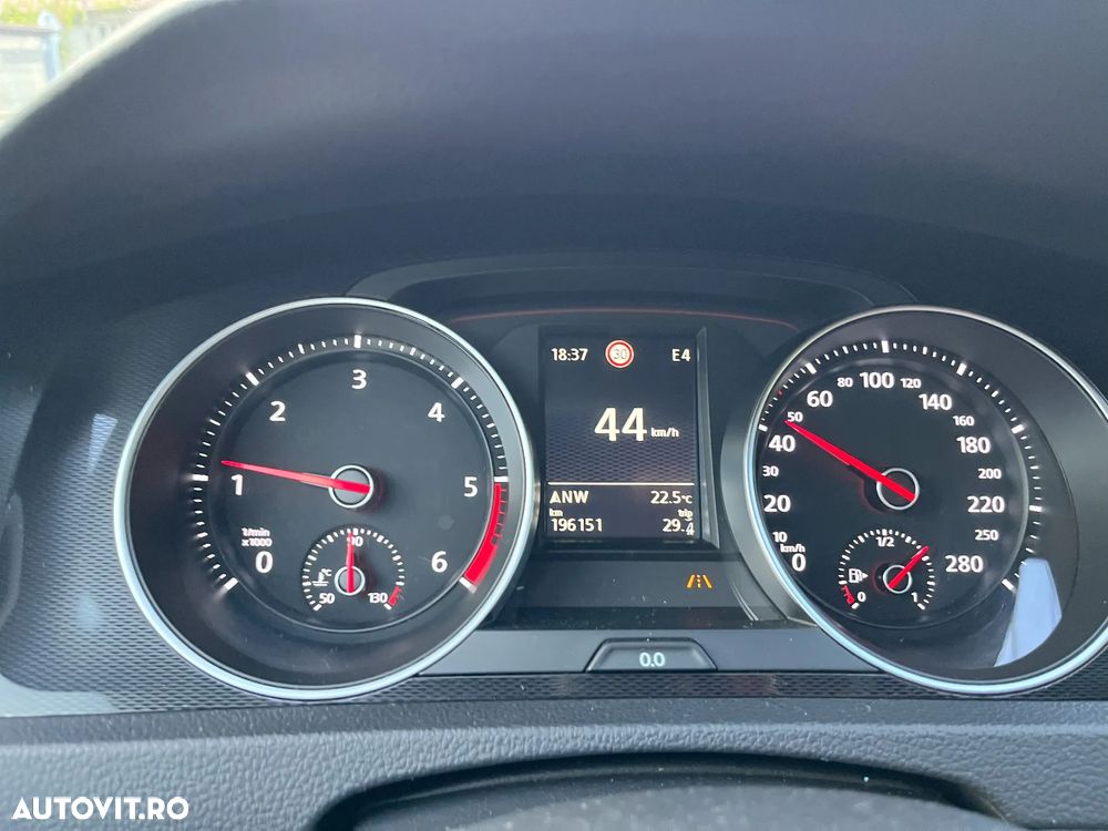 Volkswagen Golf 2.0 TDI DPF BMT DSG GTD - 26