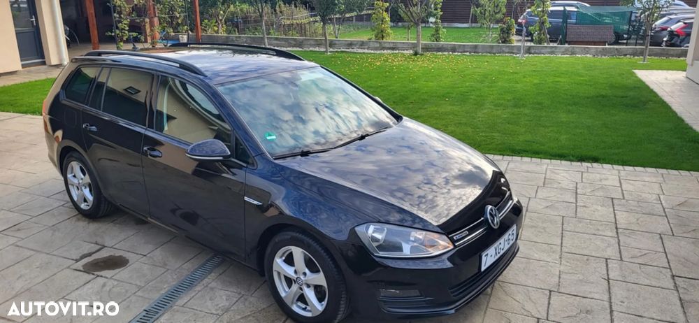 Volkswagen Golf - 13