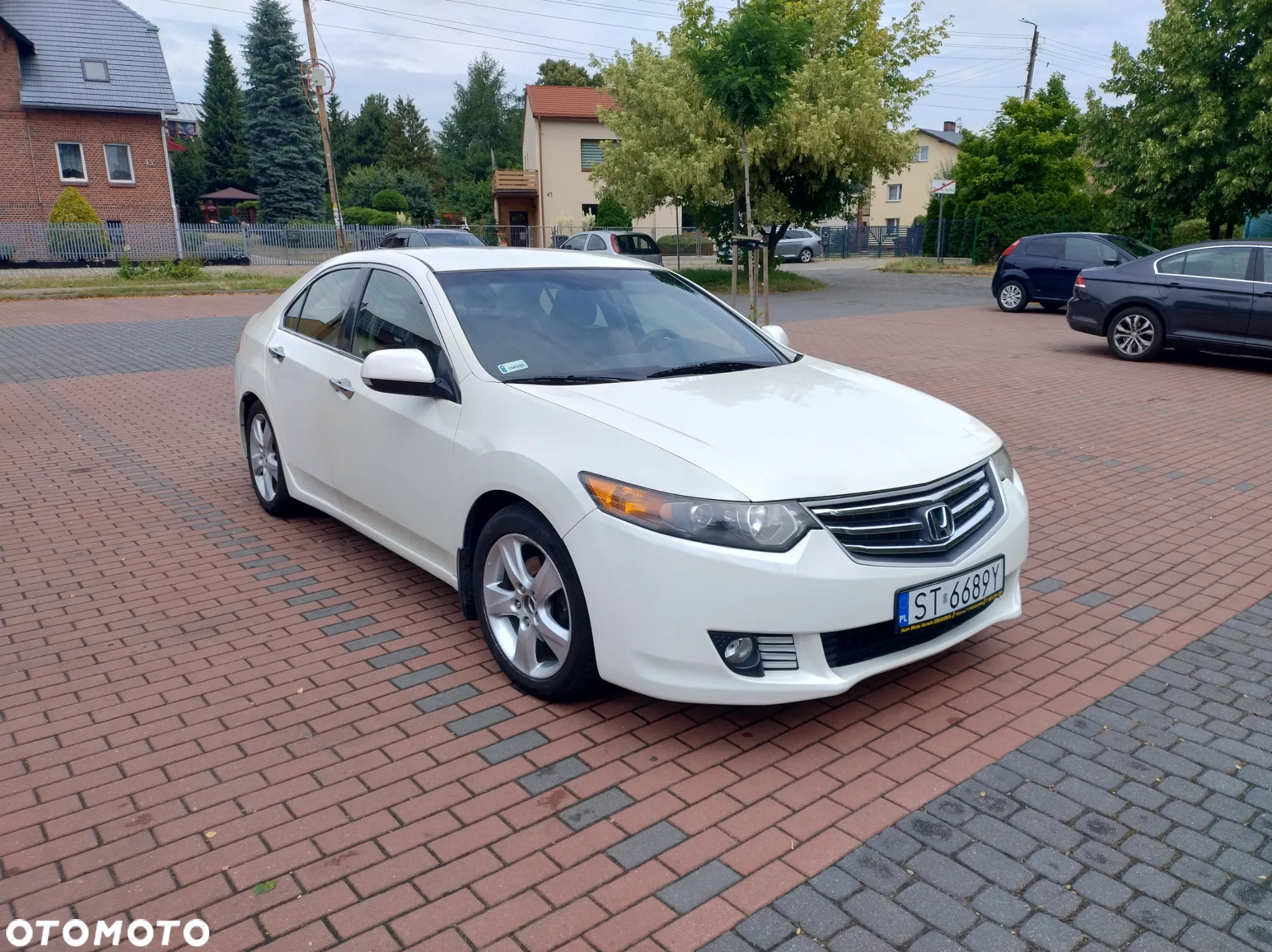 Honda Accord 2.0 Elegance - 2