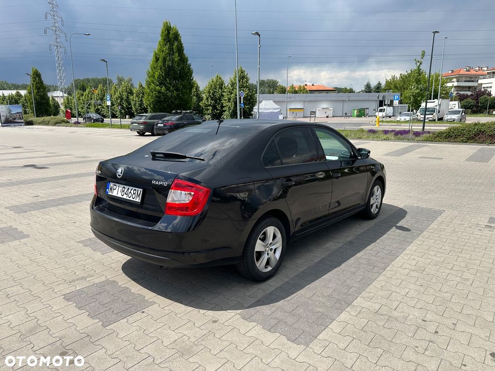 Skoda RAPID 1.2 TSI Ambition - 5
