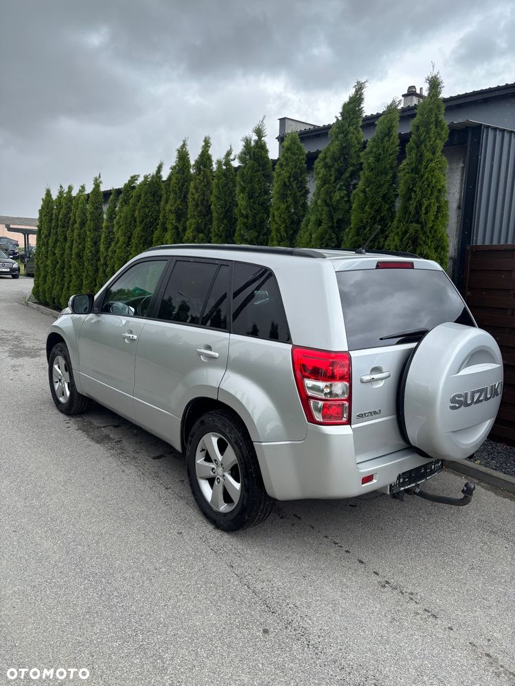 Suzuki Grand Vitara 2.4 Comfort Limited - 5