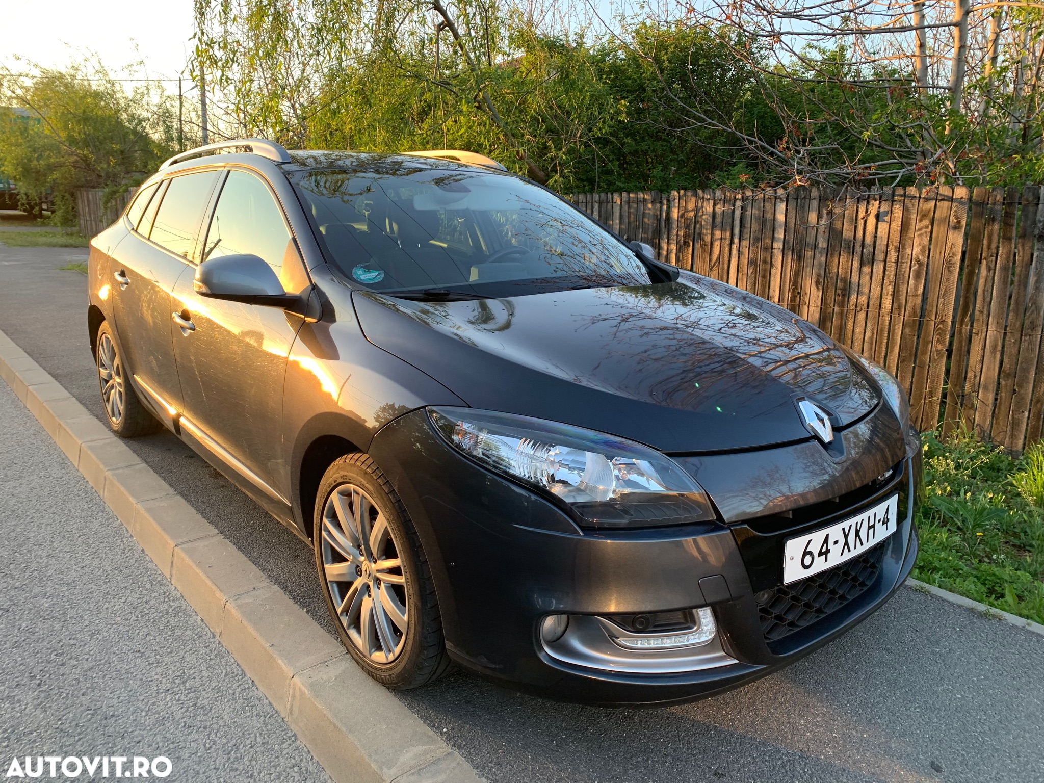 Renault Megane ENERGY dCi 110 GT LINE - 4