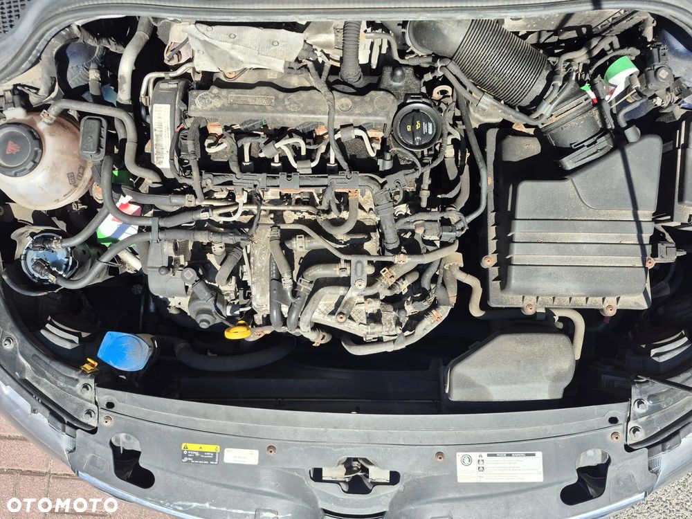 Skoda RAPID 1.6 TDI DPF Active - 3