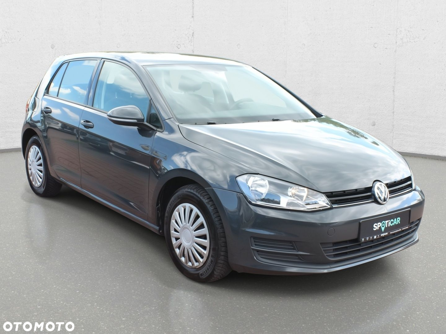 Volkswagen Golf - 5