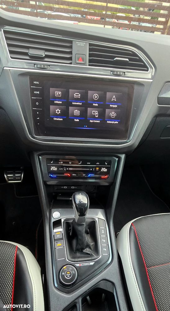 Volkswagen Tiguan 2.0 TDI SCR 4MOTION DSG URBAN SPORT - 38