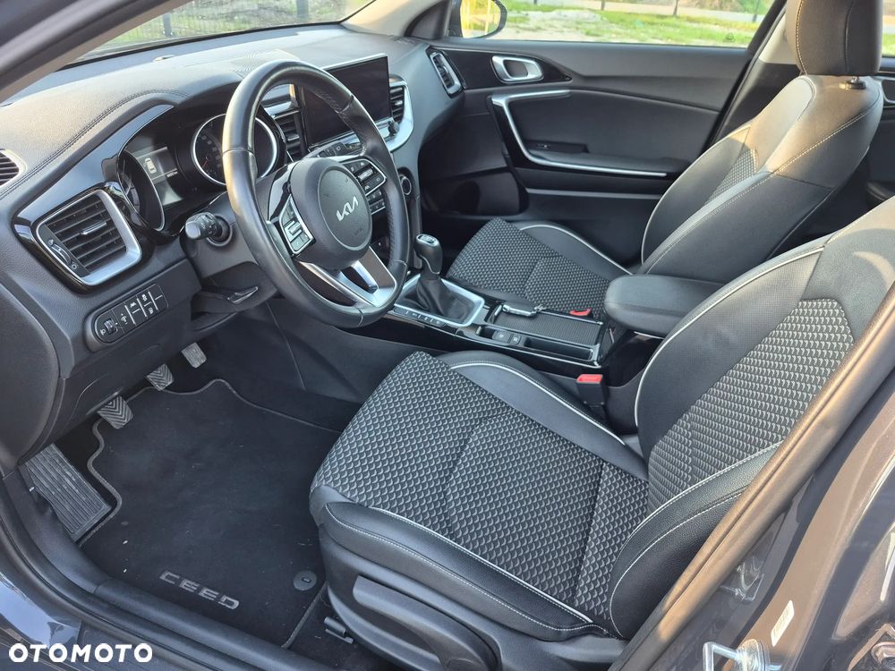 Kia Ceed - 20