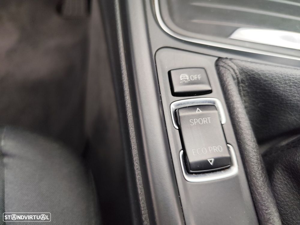 BMW 320 d DPF Touring - 23