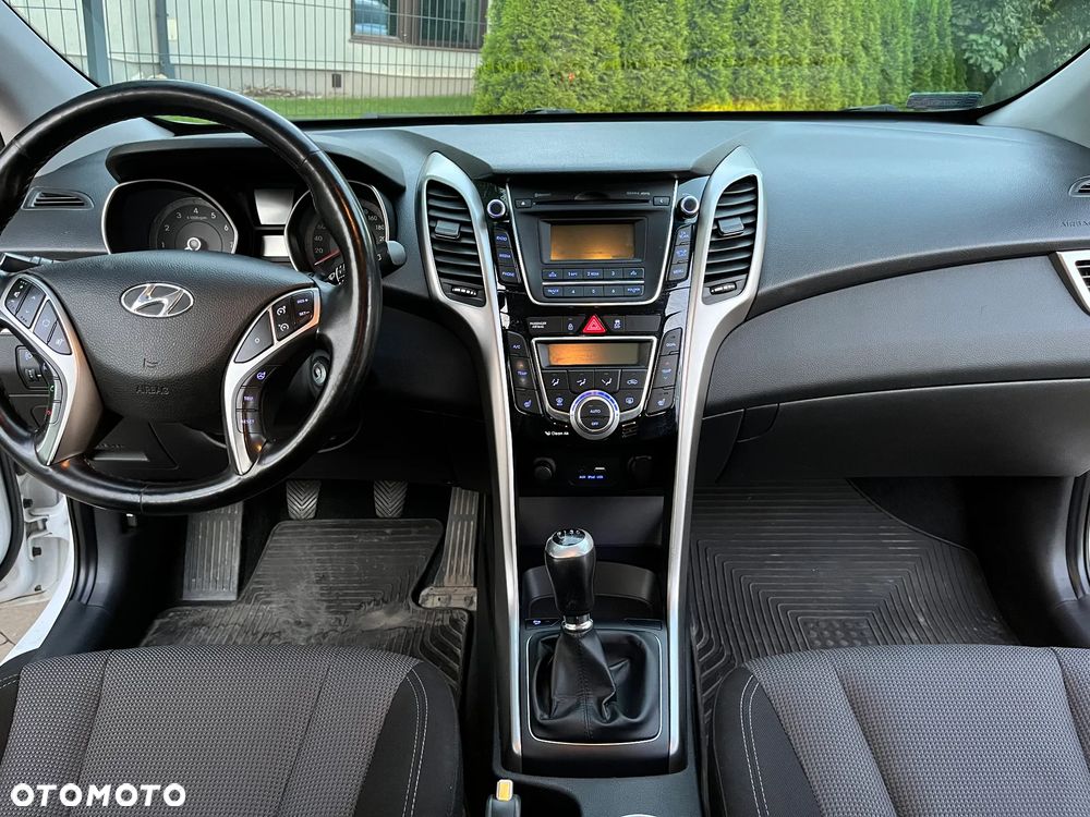 Hyundai i30 1.6 Premium - 16