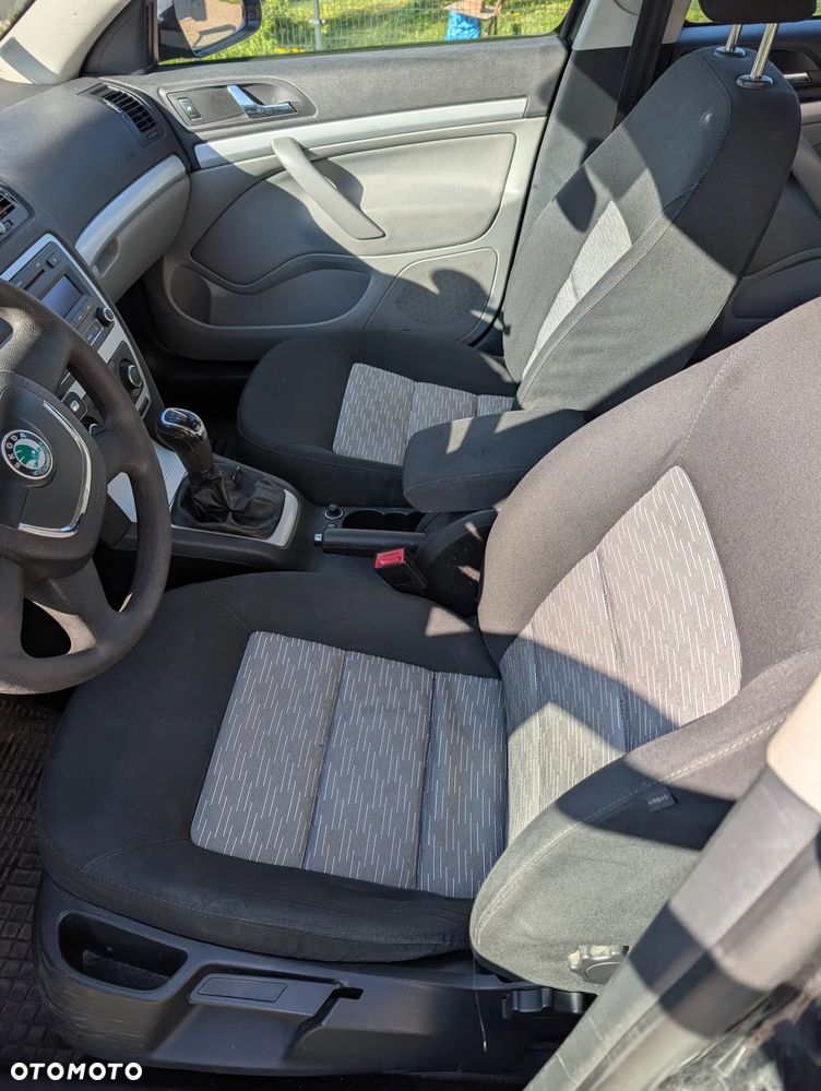 Skoda Octavia 1.6 TDI Ambiente - 13