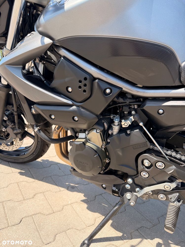 Yamaha XJ - 19