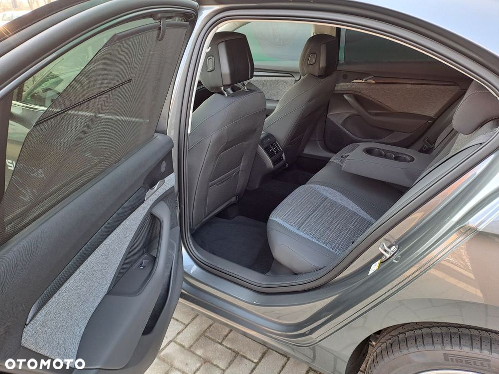 Skoda Superb 2.0 TDI SCR 4x4 Edition 130 DSG - 7