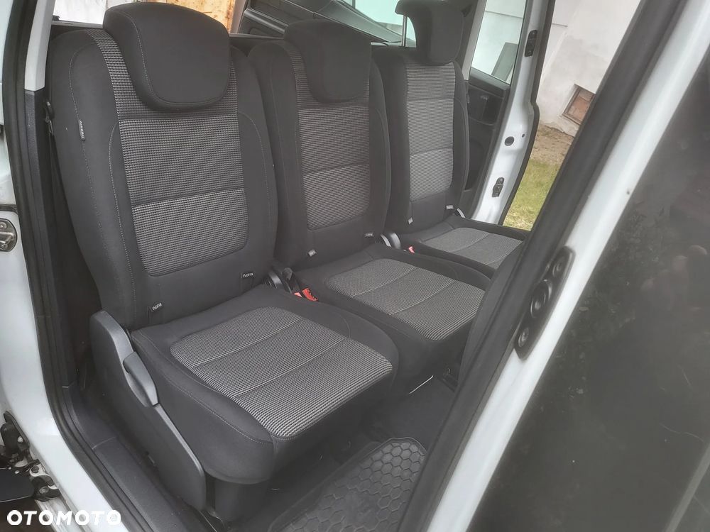 Volkswagen Sharan - 23