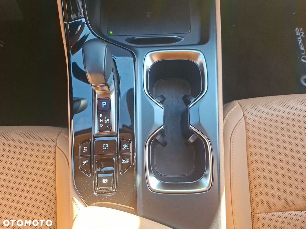 Lexus NX 450h+ Prestige AWD - 31