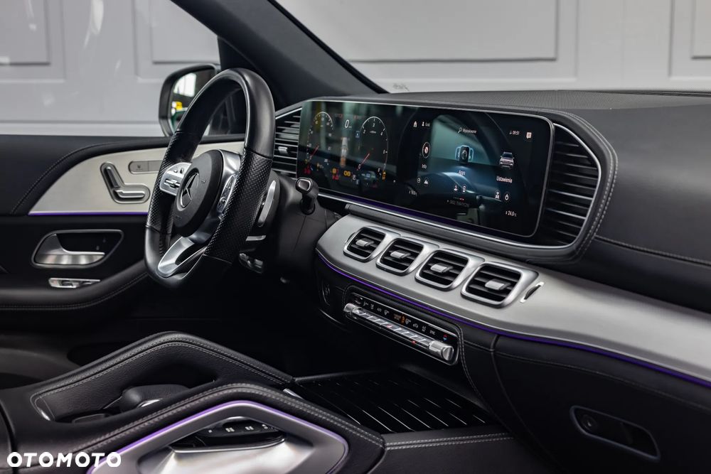 Mercedes-Benz GLE 300 d 4Matic 9G-TRONIC AMG Line - 24