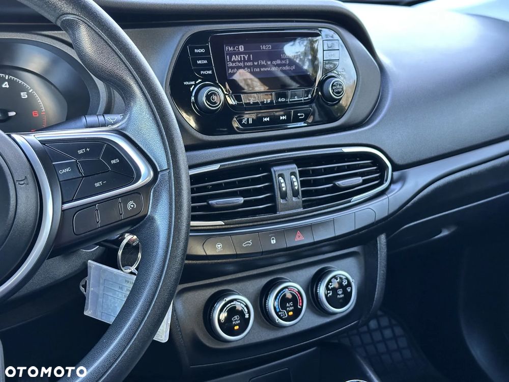 Fiat Tipo 1.4 16v Pop EU6d - 24