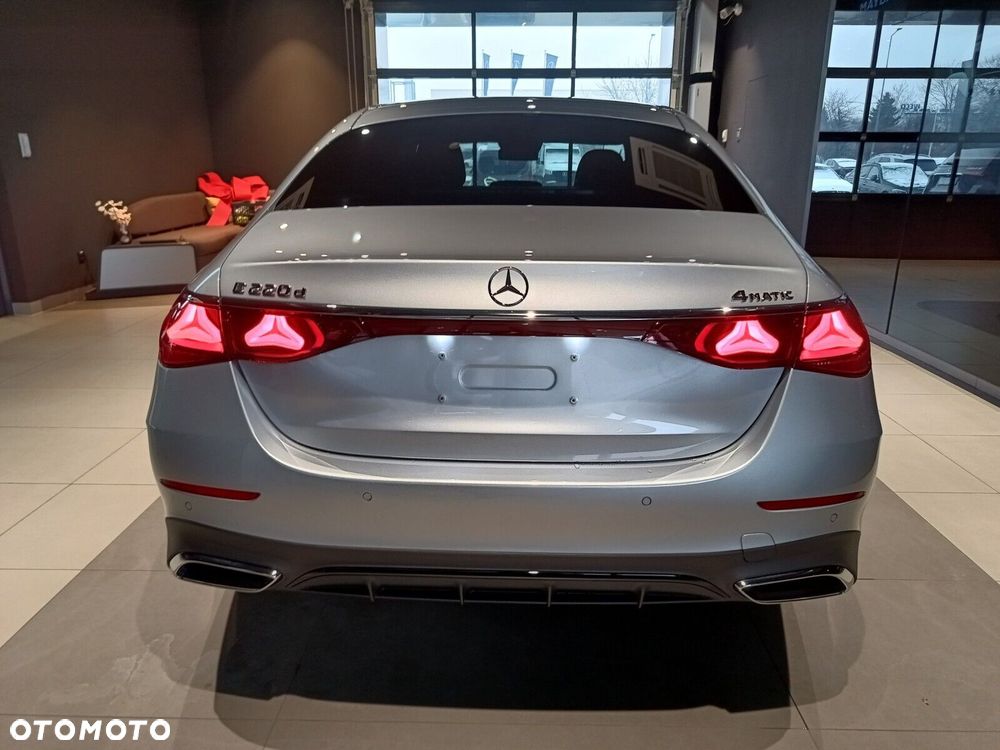 Mercedes-Benz Klasa E - 7