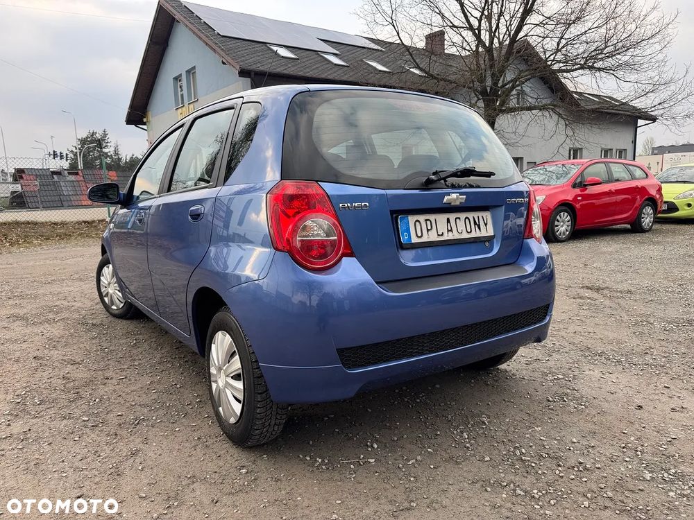 Chevrolet Aveo - 8
