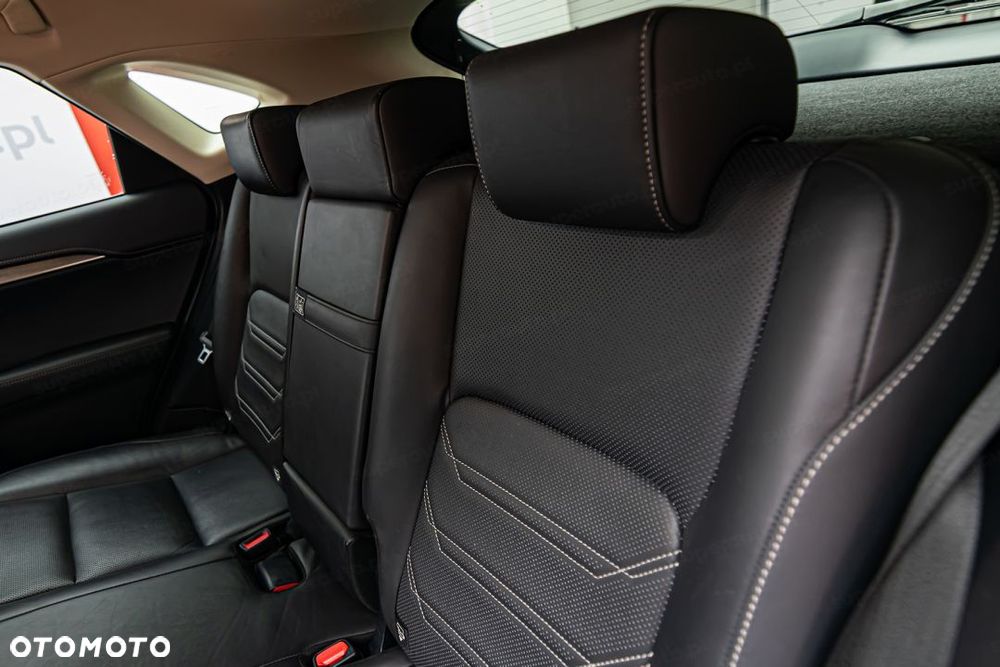 Lexus NX 200t Comfort AWD - 25