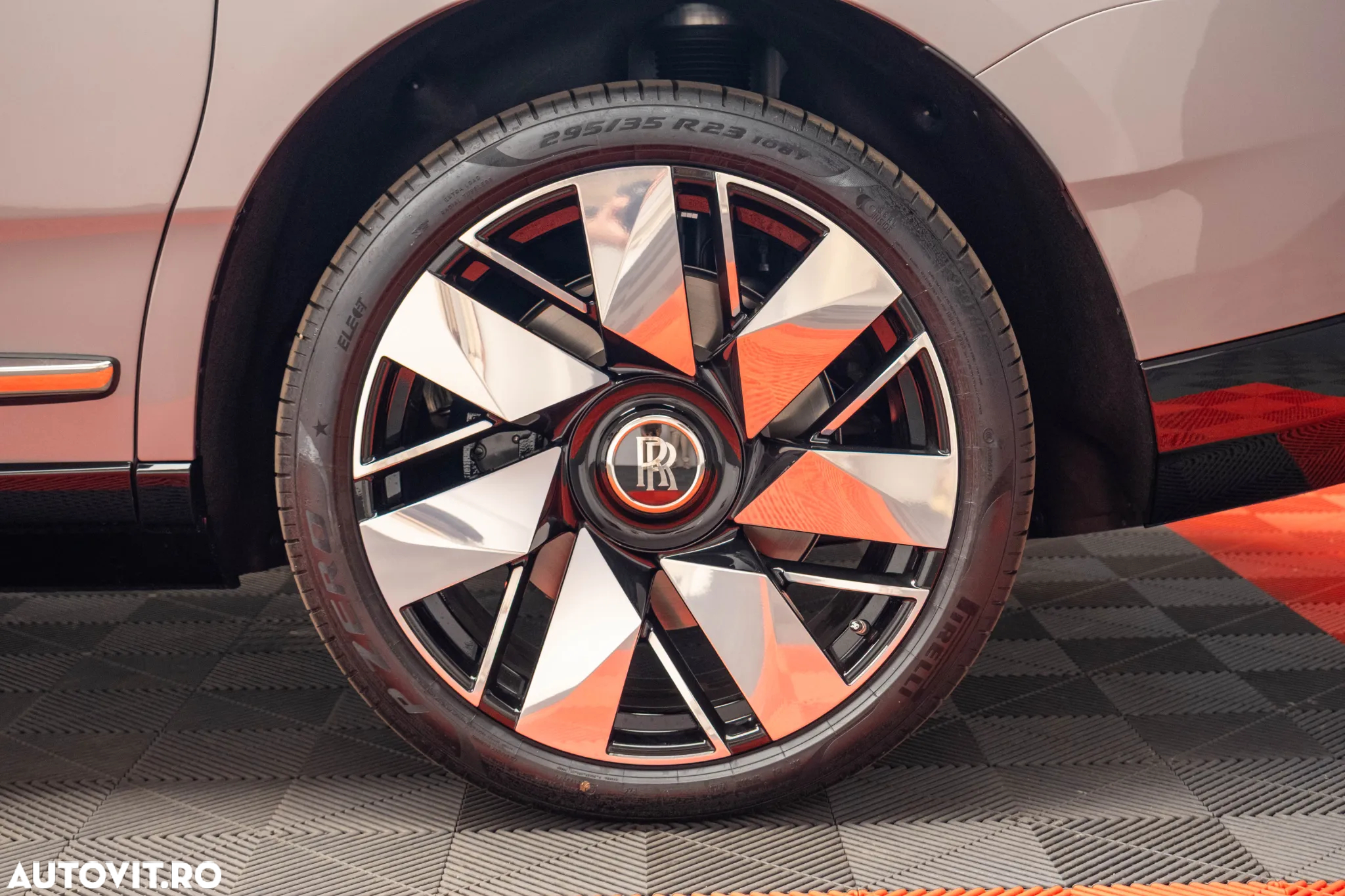 Rolls-Royce Cullinan Series II - 9
