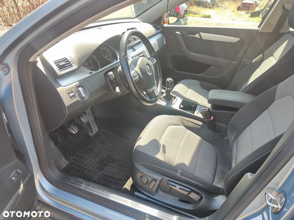 Volkswagen Passat Alltrack 2.0 TDI 4Mot - 9