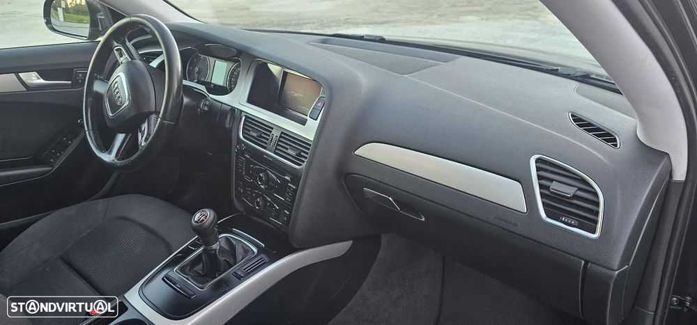 Audi A4 Avant 2.0 TDI - 6