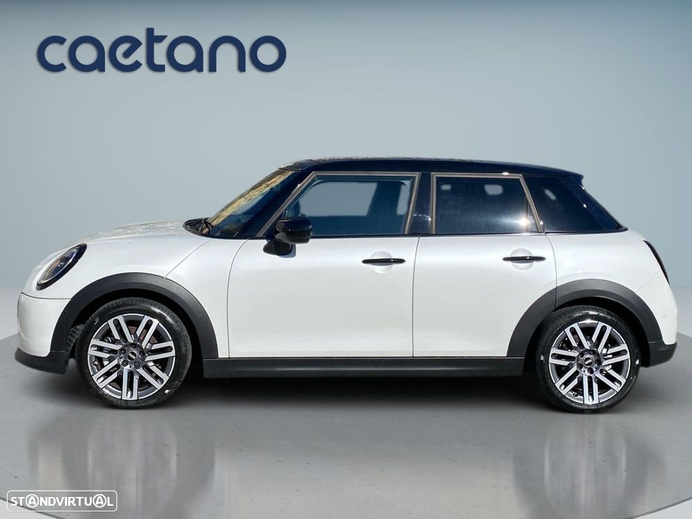MINI 5 Portas Cooper Classic Auto - 22