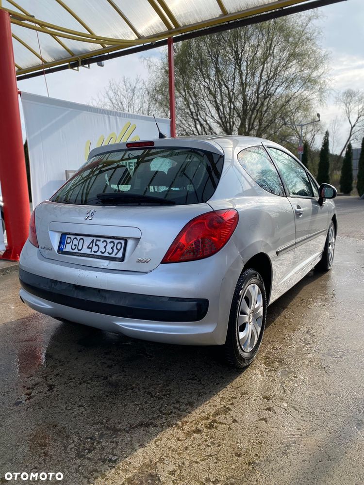 Peugeot 207 - 3