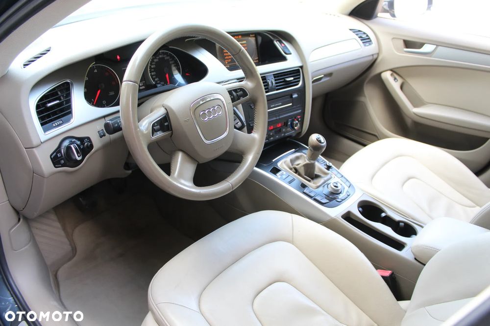 Audi A4 Avant 2.0 TDI e DPF Ambiente - 7
