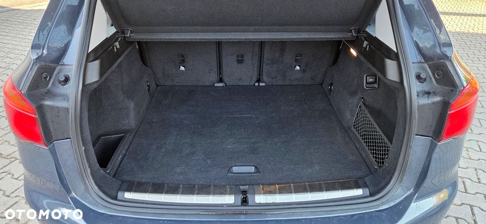 BMW X1 sDrive18d sport - 23