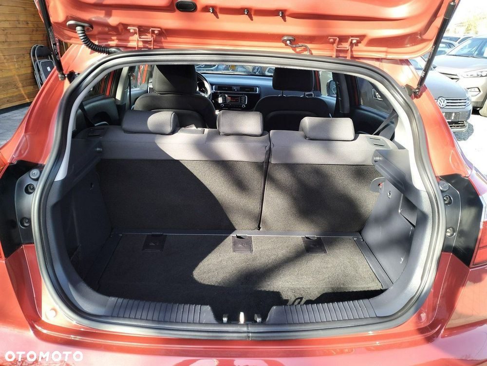 Kia Rio - 30