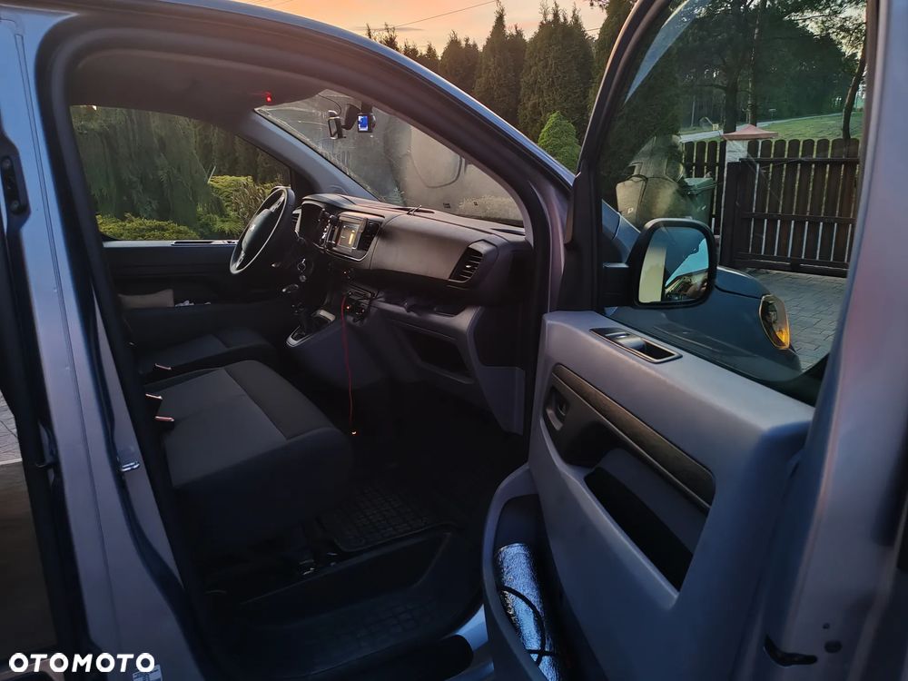 Peugeot Traveller 1.5 BlueHDi Long Business - 18