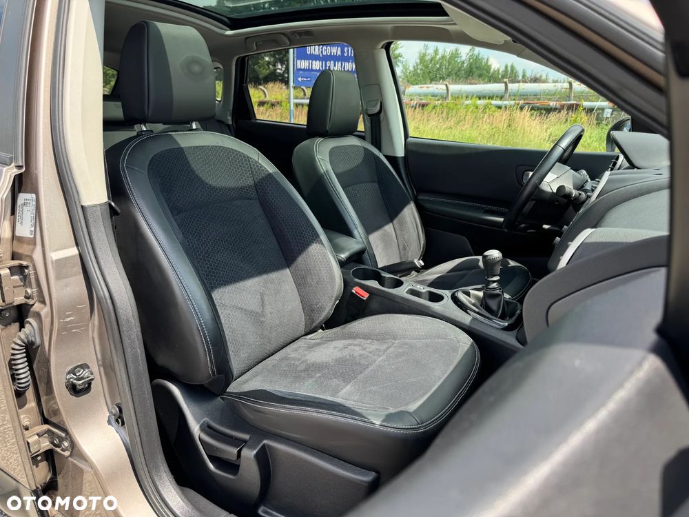 Nissan Qashqai 2.0 360 - 27
