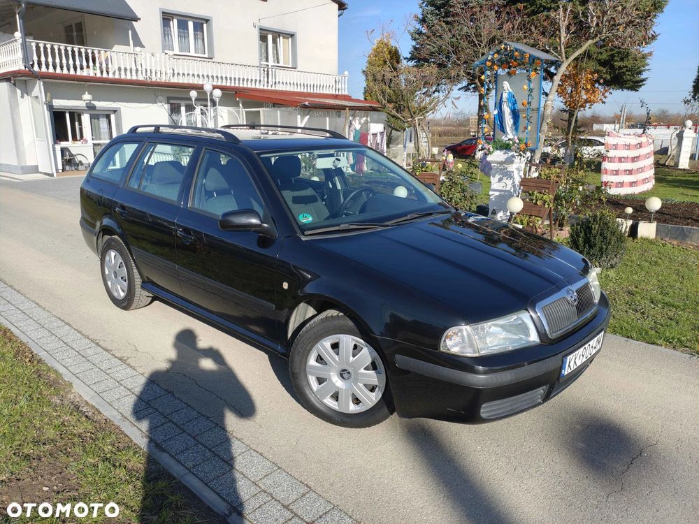 Skoda Octavia 1.6 Tour - 7