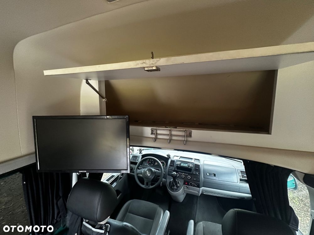 Volkswagen Transporter - 25